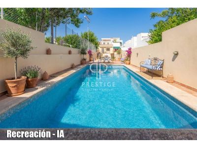 Authentic 4 bedroom House for sale in Mahon, Menorca