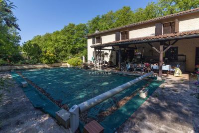 Authentic 5 bedroom House for sale with countryside view in Douzat, Rouillac, Nouvelle Aquitaine