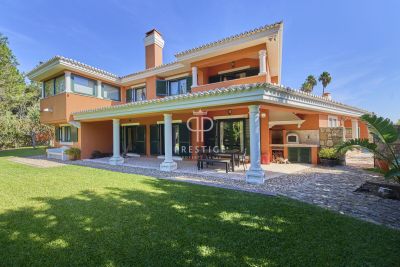Authentic 4 bedroom House for sale with countryside view in Quinta da Beloura, Sintra, Central Portugal