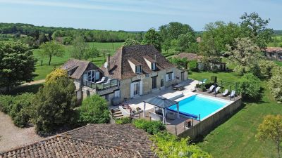 Unique 10 bedroom House for sale with countryside view in Montignac de Lauzun, Lauzun, Nouvelle Aquitaine