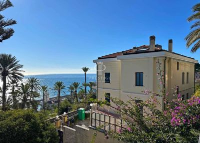Immaculate 4 bedroom Apartment for sale with sea view in Bordighera, Liguria