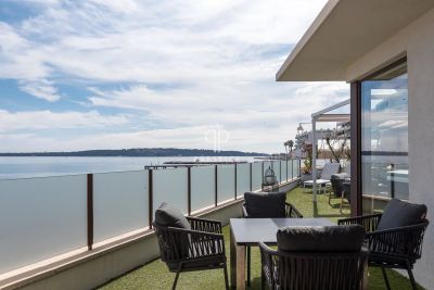 Waterfront 5 bedroom House for sale with panoramic and sea views in Palm Beach, Cannes, Provence Alpes Cote d'Azur