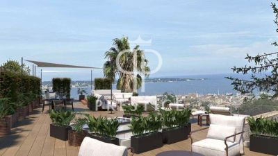 Immaculate 4 bedroom Villa for sale with panoramic and sea views in Vallauris, Provence Alpes Cote d'Azur