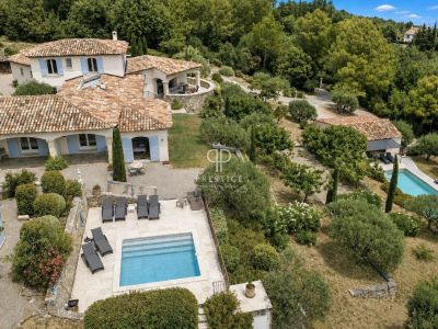 Beautiful 5 bedroom Villa for sale with panoramic view in Seillans, Provence Alpes Cote d'Azur