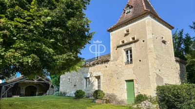 Character 7 bedroom Stone House for sale with countryside view in Saint Daunes, Occitanie