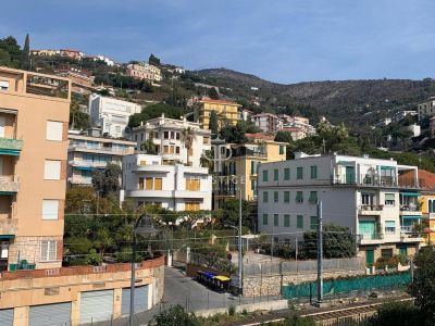 Renovated 2 bedroom Apartment for sale with sea view in Alassio, Liguria