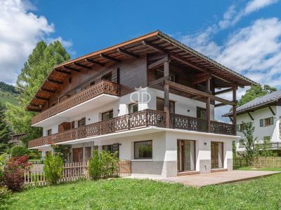 Immaculate 4 bedroom Chalet for sale in Megeve, Auvergne Rhone Alpes