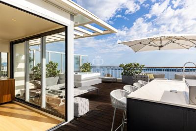 Stunning 4 bedroom Apartment for sale with panoramic and sea views in Cannes, Provence Alpes Cote d'Azur