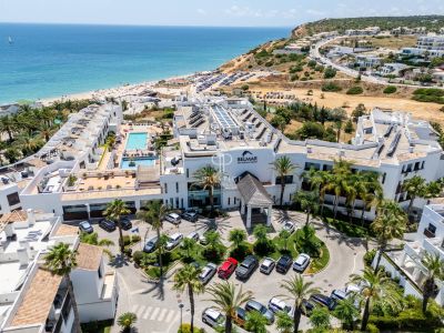 Stunning 2 bedroom Apartment for sale with sea view in Lagos, Algarve