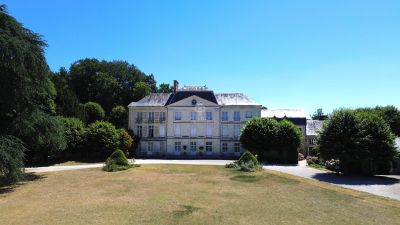 Grand 20 bedroom Chateau for sale with countryside view in Blois, Centre Val de Loire