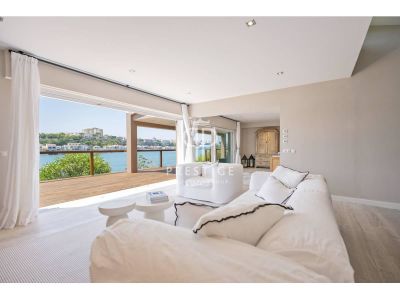 Waterfront 4 bedroom Villa for sale with sea view in Cala Rata, Menorca
