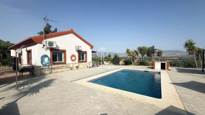 Inviting 2 bedroom Villa for sale with panoramic and countryside views in Coin, Andalucia