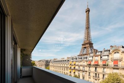 Prestige 2 bedroom Apartment for sale in Paris, Paris Ile de France