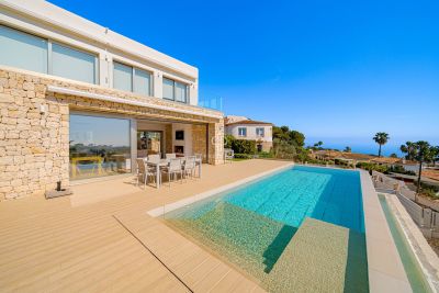Immaculate 4 bedroom Villa with sea view in Balcon Al Mar, Javea, Valencia