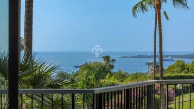 Immaculate 3 bedroom Apartment for sale with panoramic and sea views in Californie, Cannes, Provence Alpes Cote d'Azur