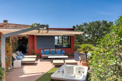 Income Producing 3 bedroom House for sale with panoramic and sea views in Villefranche sur Mer, Provence Alpes Cote d'Azur