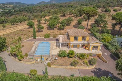 Luxury 3 bedroom Villa for sale with countryside view in Sainte Maxime, Provence Alpes Cote d'Azur