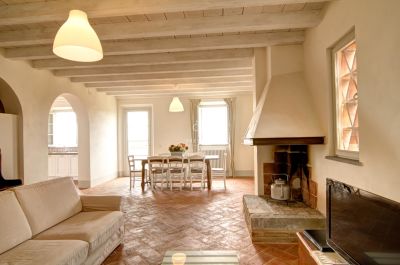 Character 3 bedroom Villa for sale with countryside view in Terricciola, Tuscany
