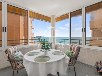 Bright 2 bedroom Apartment for sale with sea view in El Campello, Valencia