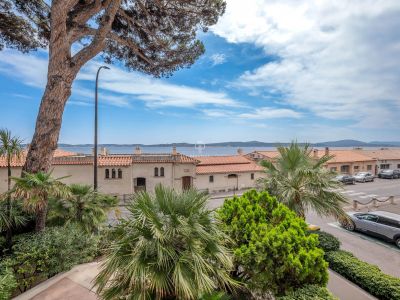 Spacious 2 bedroom Apartment for sale with panoramic and sea views in Sainte Maxime, Provence Alpes Cote d'Azur