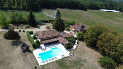 Beautiful 5 bedroom Manor House for sale with countryside view in Vergt, Nouvelle Aquitaine