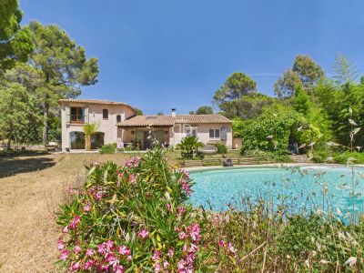 Inviting 4 bedroom Villa for sale with panoramic view in Fayence, Provence Alpes Cote d'Azur
