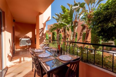 Beautiful 2 bedroom Apartment for sale in Praia da Luz, Algarve