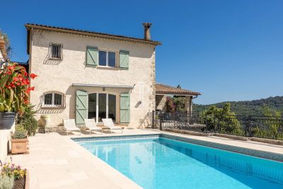 Beautiful 4 bedroom House for sale with panoramic view in Tourrettes sur Loup, Provence Alpes Cote d'Azur