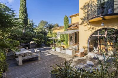 Unique 3 bedroom Apartment for sale with sea view in Gassin, Provence Alpes Cote d'Azur