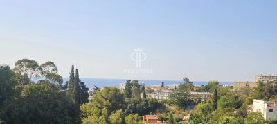 Spacious 2 bedroom Apartment for sale in Fabron, Nice, Provence Alpes Cote d'Azur