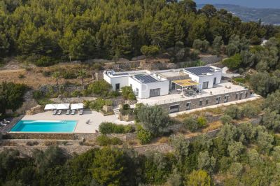 Unique 7 bedroom Villa for sale with sea view in Diano Marina, Liguria