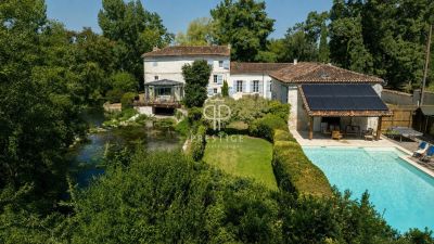 Riverside 6 bedroom House for sale with countryside and lake or river views in Montils, Nouvelle Aquitaine