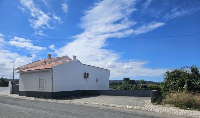Stylish 2 bedroom Villa for sale with countryside view in Montes, Alcobaca, Central Portugal