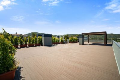 Inviting 3 bedroom Apartment for sale with panoramic view in Setubal, Alentejo Southern Portugal