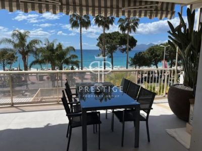 Immaculate 4 bedroom Apartment for sale with sea and panoramic views in La Croisette, Cannes, Provence Alpes Cote d'Azur