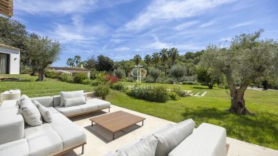 Immaculate 5 bedroom Villa for sale in Mougins, Provence Alpes Cote d'Azur