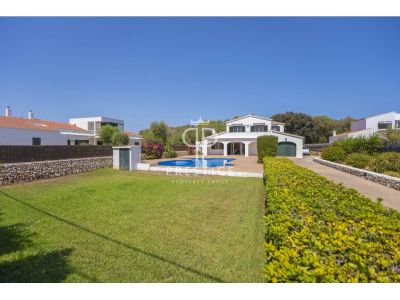 Turn Key 5 bedroom Villa for sale in Trebaluger, Menorca