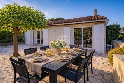 Beautiful 4 bedroom Villa for sale with panoramic view in Sainte Maxime, Provence Alpes Cote d'Azur