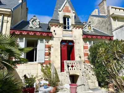 Authentic 3 bedroom House for sale with panoramic view in La Rochelle, Nouvelle Aquitaine