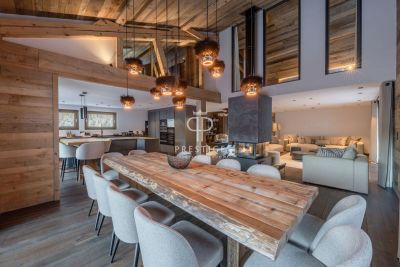 Immaculate 5 bedroom Chalet for sale in Chamonix, Auvergne Rhone Alpes