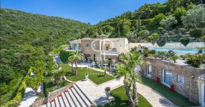 Wow factor 5 bedroom Villa for sale with panoramic and sea views in Saint Tropez, Provence Alpes Cote d'Azur