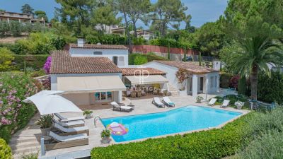Luxury 4 bedroom House for sale with countryside view in Mougins, Provence Alpes Cote d'Azur