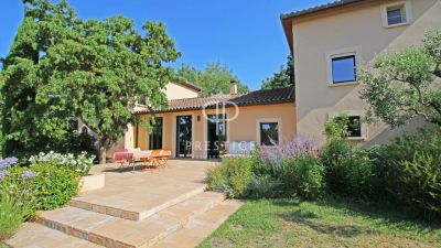 Spacious 5 bedroom House for sale with countryside and panoramic views in Pamiers, Occitanie