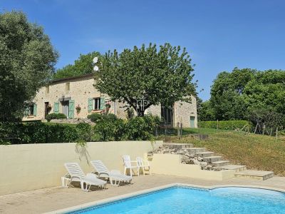 Spacious 6 bedroom Farmhouse for sale with countryside and panoramic views in Monsegur, Nouvelle Aquitaine