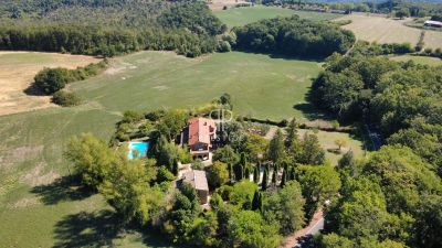 Authentic 2 bedroom House for sale with countryside view in Gambassi Terme, Tuscany