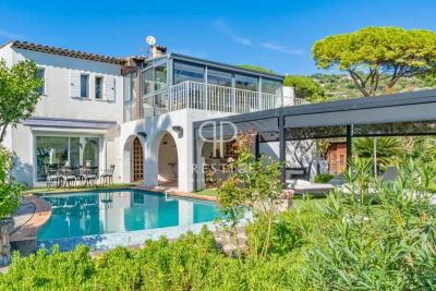 Beautiful 5 bedroom House for sale with countryside view in Cannes, Provence Alpes Cote d'Azur