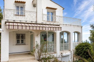Authentic 4 bedroom Villa for sale with sea view in La Turbie, Provence Alpes Cote d'Azur