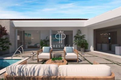 Beautiful 2 bedroom Apartment for sale in Saint James, Saint James