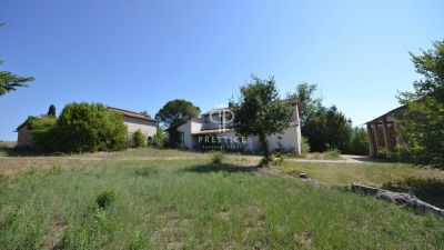 Project 3 bedroom Farmhouse for sale with countryside view in Montefalco, Umbria