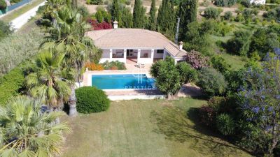 Immaculate 3 bedroom House for sale with countryside view in Alhaurin el Grande, Andalucia